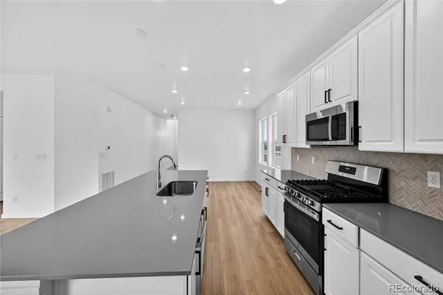 28405 E 4th Avenue Watkins, CO 80137