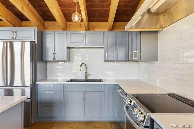 121 CO RD 53 Hartsel, CO 80449