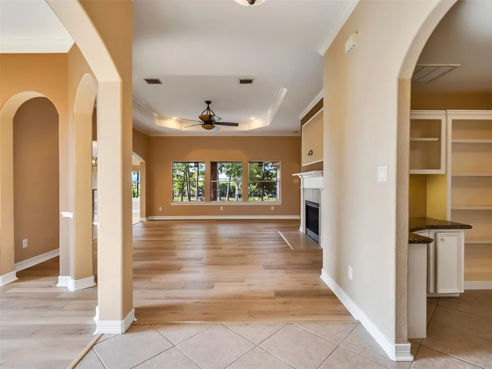 3535 Bayou Forest Drive La Porte, TX 77571