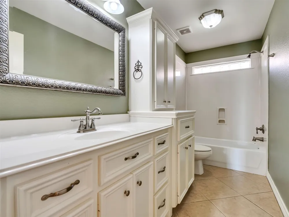 3535 Bayou Forest Drive La Porte, TX 77571