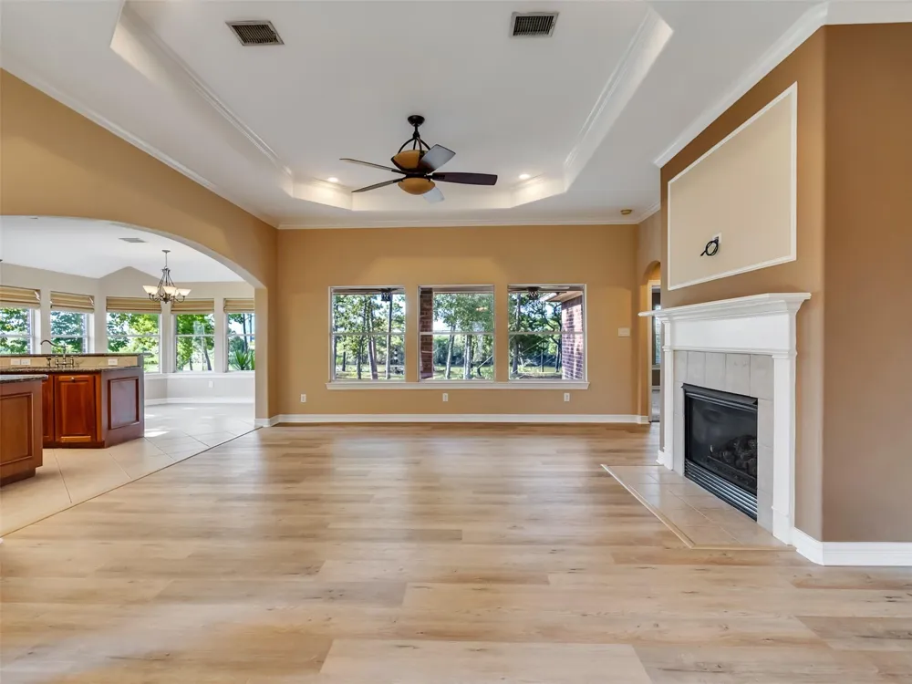 3535 Bayou Forest Drive La Porte, TX 77571