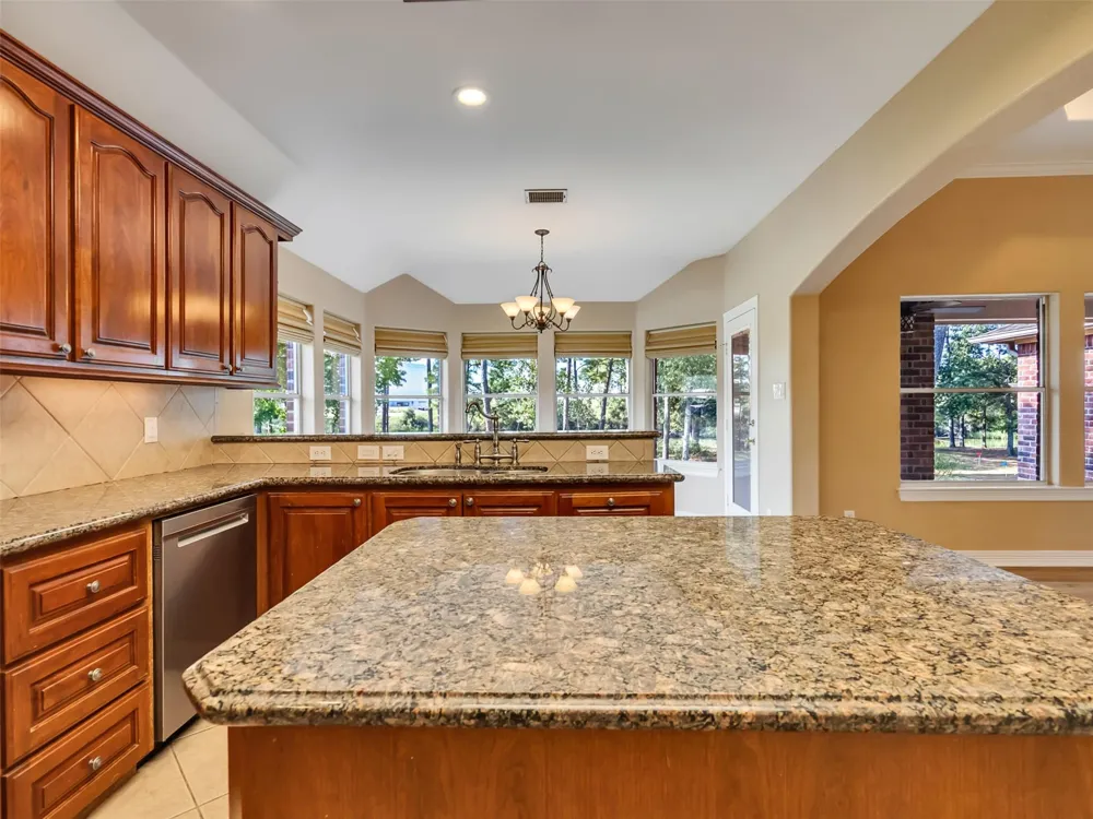 3535 Bayou Forest Drive La Porte, TX 77571