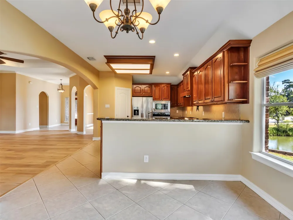 3535 Bayou Forest Drive La Porte, TX 77571