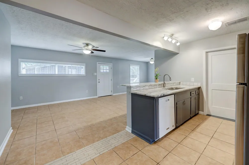 5013 Verdome Lane Houston, TX 77092