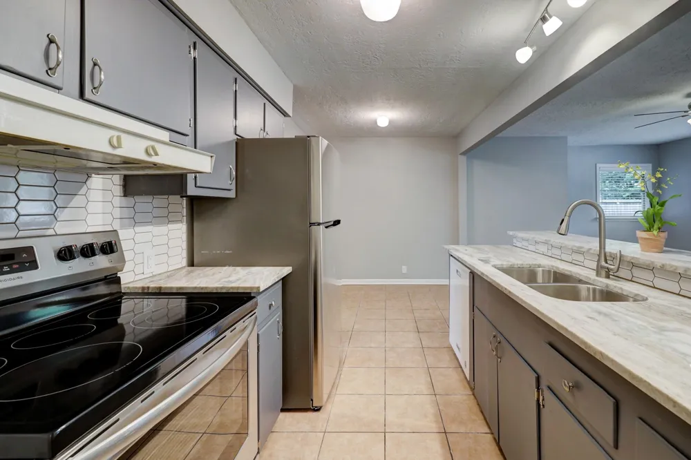 5013 Verdome Lane Houston, TX 77092