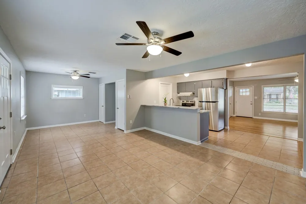 5013 Verdome Lane Houston, TX 77092