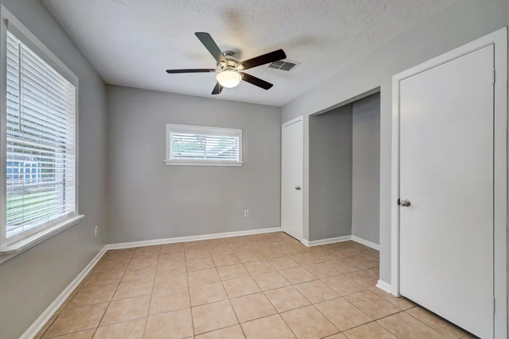 5013 Verdome Lane Houston, TX 77092