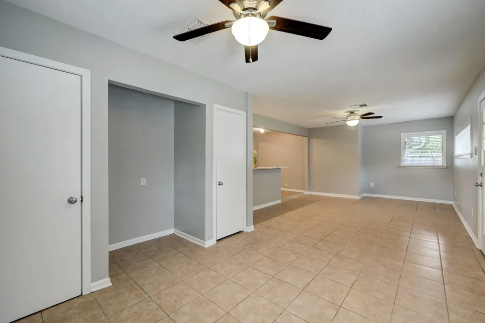 5013 Verdome Lane Houston, TX 77092