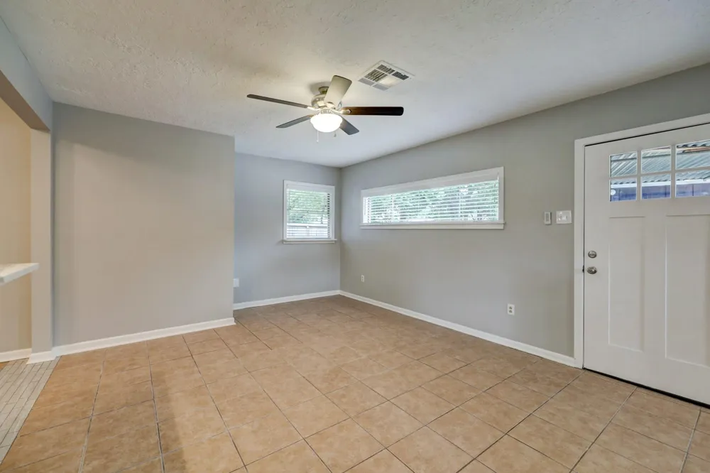 5013 Verdome Lane Houston, TX 77092