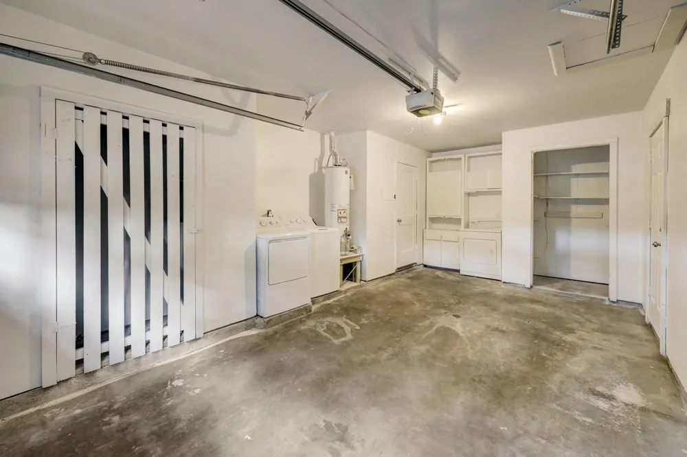5013 Verdome Lane Houston, TX 77092