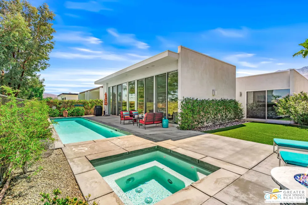 640 Equinox Way Palm Springs, CA 92262