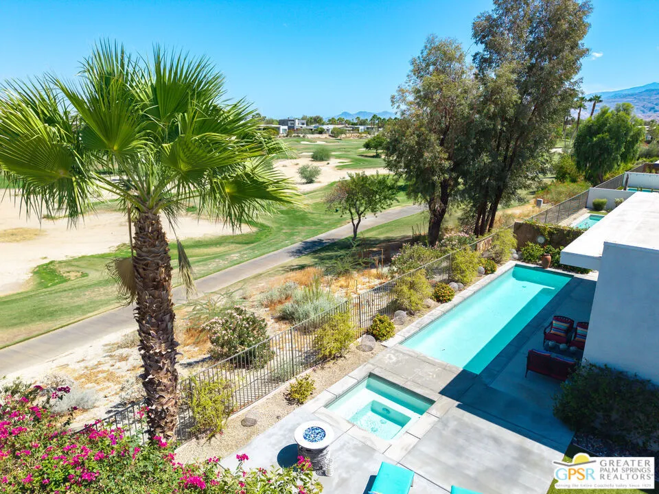 640 Equinox Way Palm Springs, CA 92262
