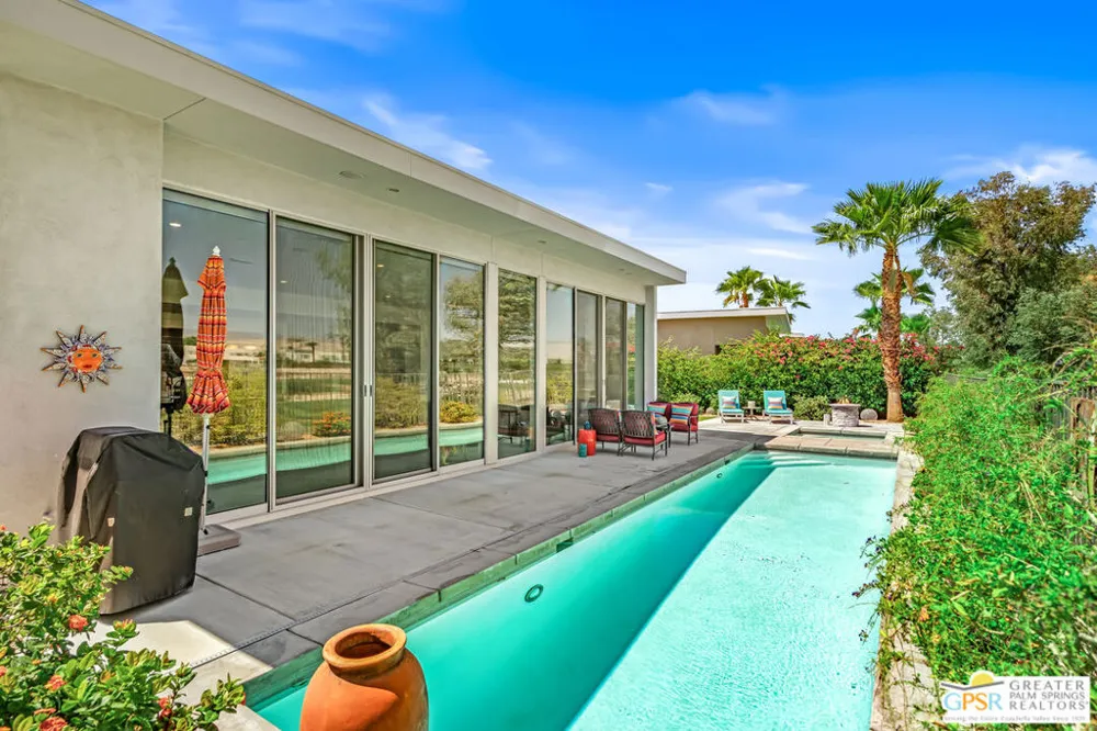 640 Equinox Way Palm Springs, CA 92262