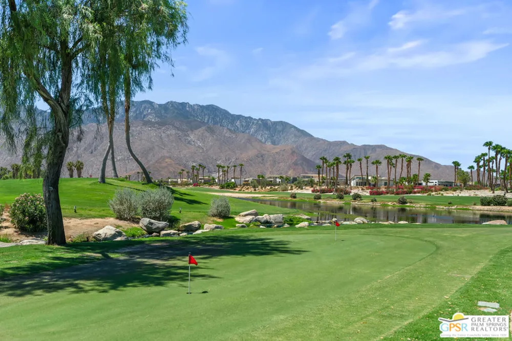 640 Equinox Way Palm Springs, CA 92262