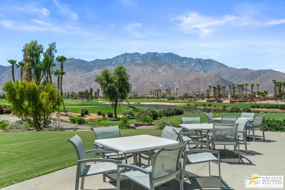 640 Equinox Way Palm Springs, CA 92262