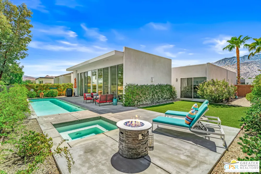 640 Equinox Way Palm Springs, CA 92262