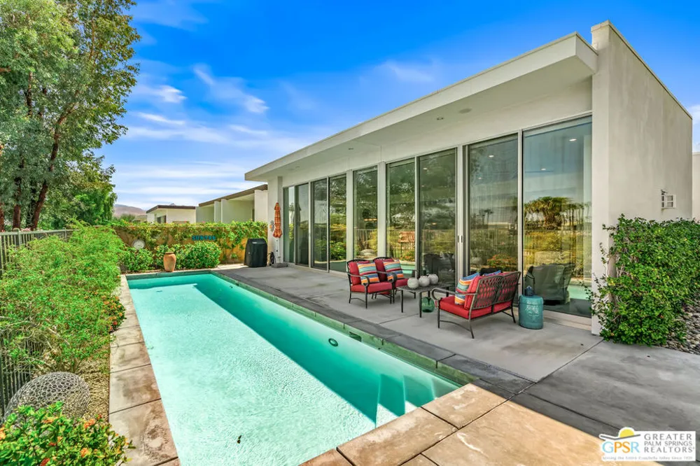 640 Equinox Way Palm Springs, CA 92262