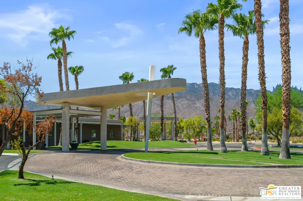 640 Equinox Way Palm Springs, CA 92262