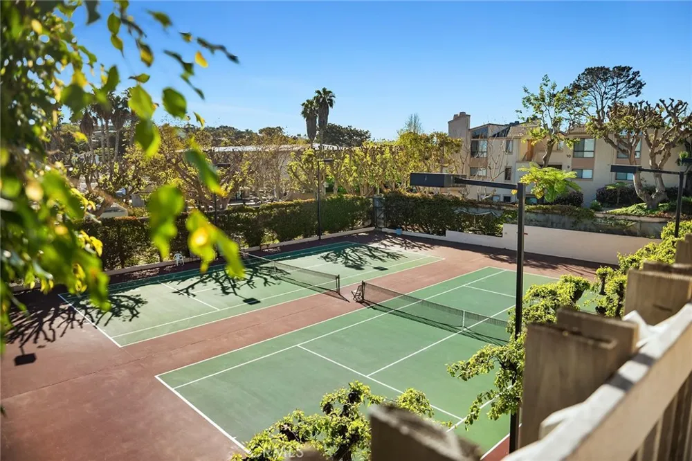 515 S Sierra #117 Solana Beach, CA 92075