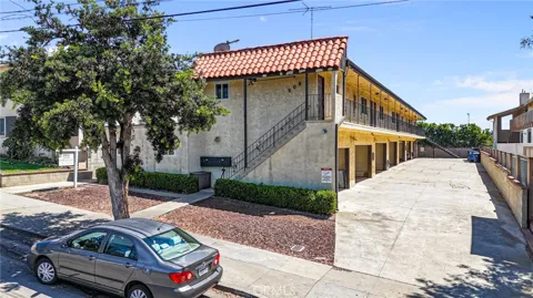 508 W Imperial Avenue