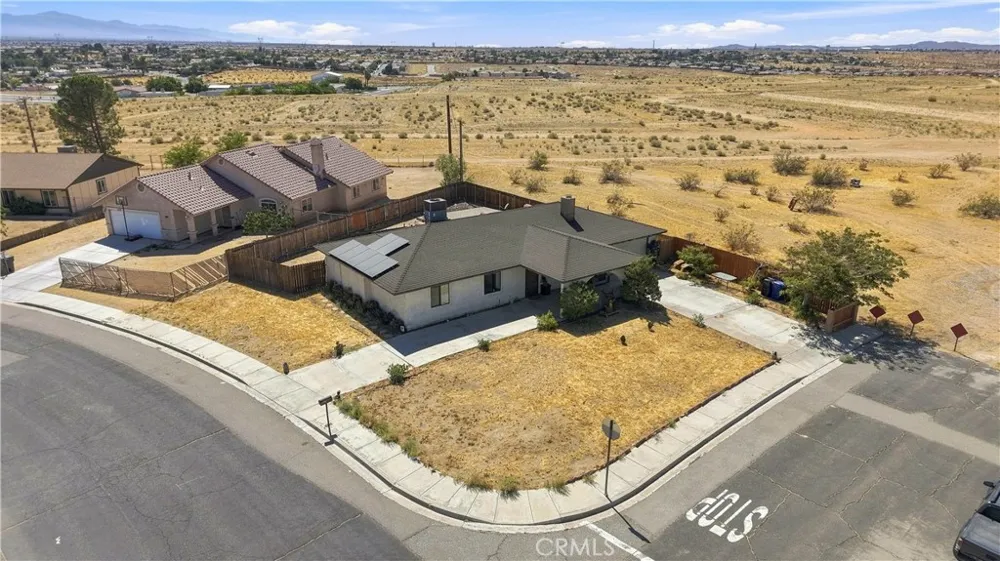 16226 Brookfield Victorville, CA 92394