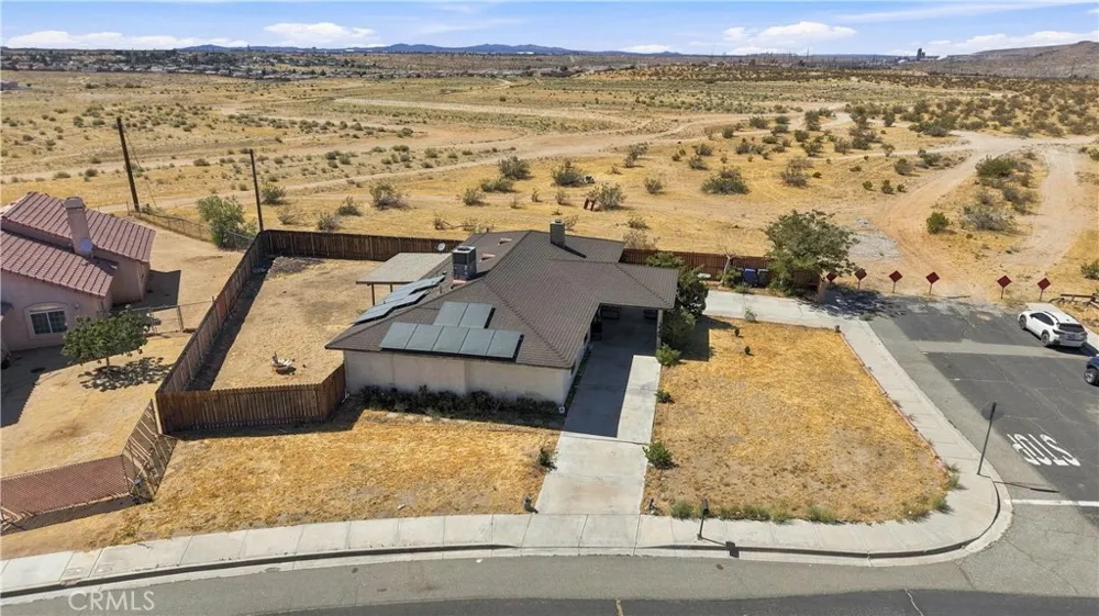 16226 Brookfield Victorville, CA 92394