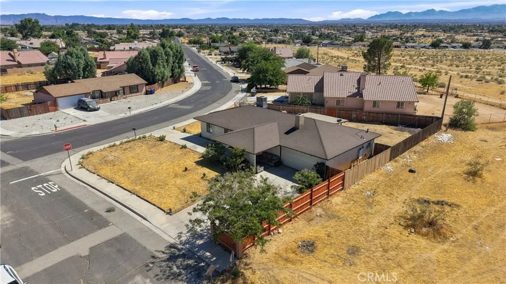 16226 Brookfield Victorville, CA 92394