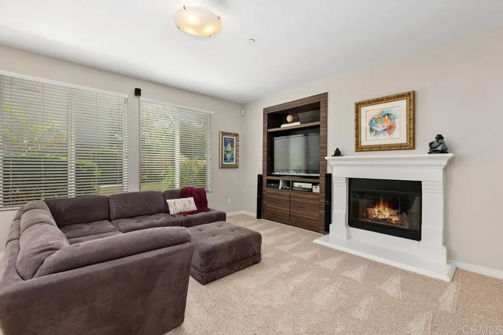 5274 Foxborough San Diego, CA 92130