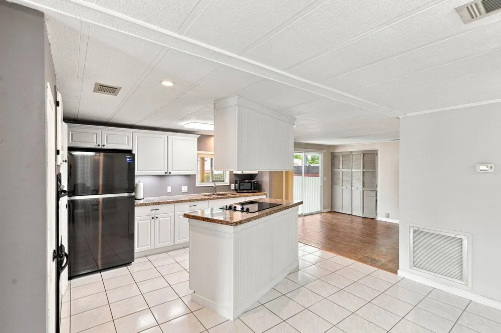 21671 S HERITAGE CIRCLE Pembroke Pines, FL 33029