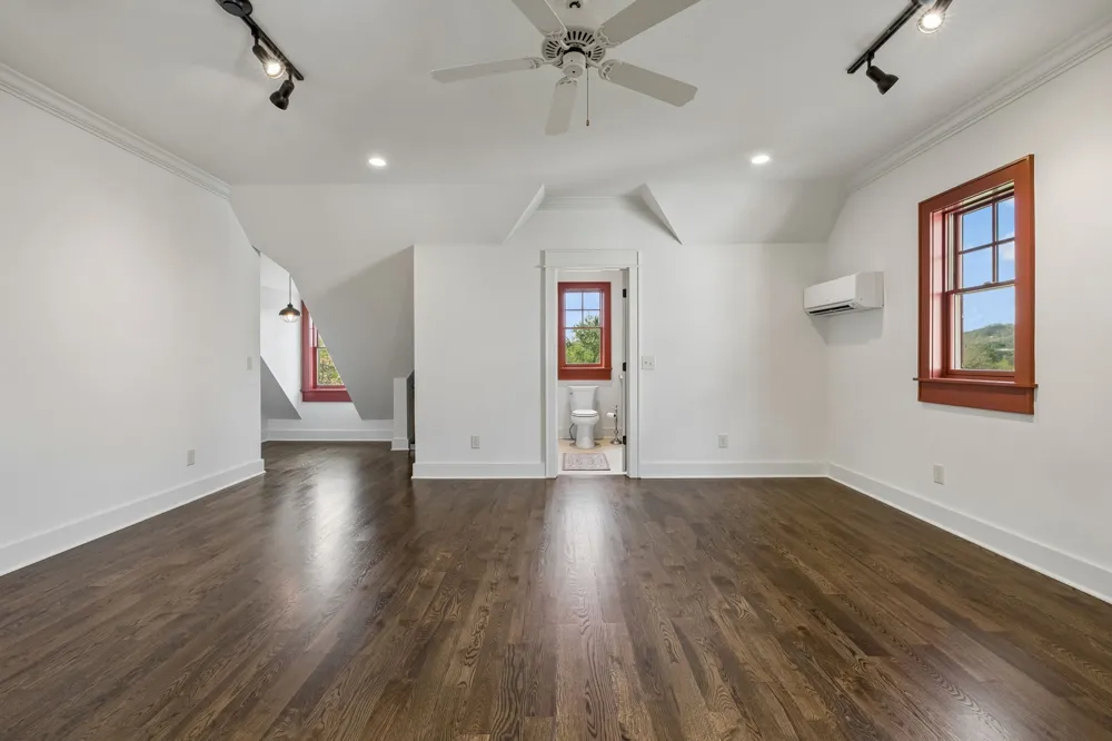 111 Harlinsdale Ct Franklin, TN 37069