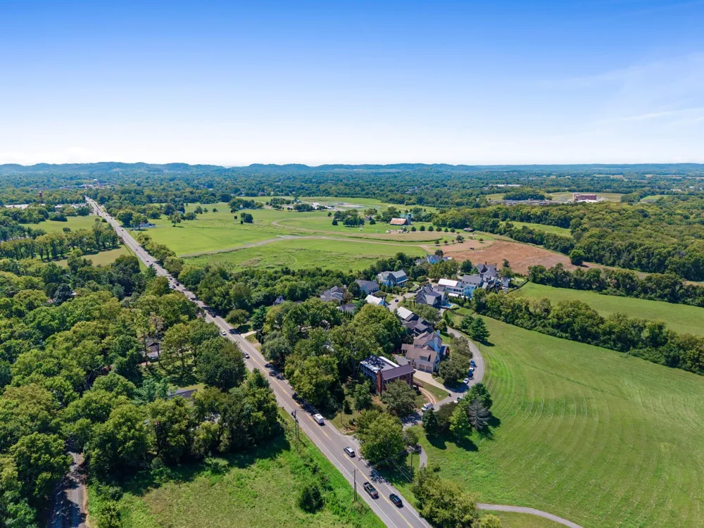 111 Harlinsdale Ct Franklin, TN 37069
