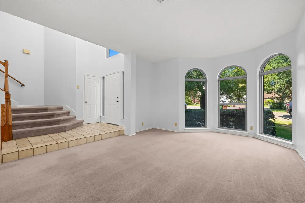 1203 Bobwhite Court Round Rock, TX 78681