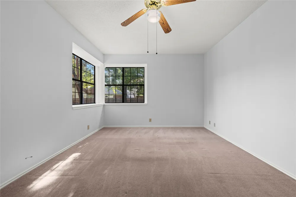 1203 Bobwhite Court Round Rock, TX 78681
