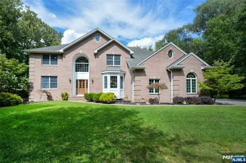 88 Dearborn Road