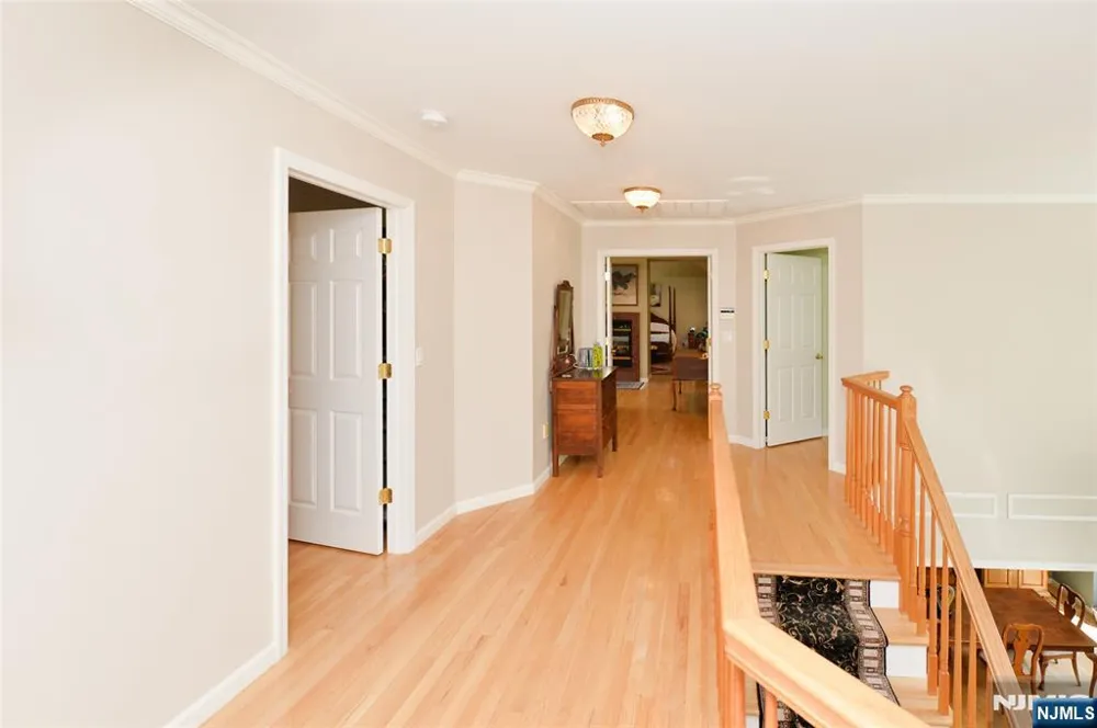 88 Dearborn Road Norwood, NJ 07648