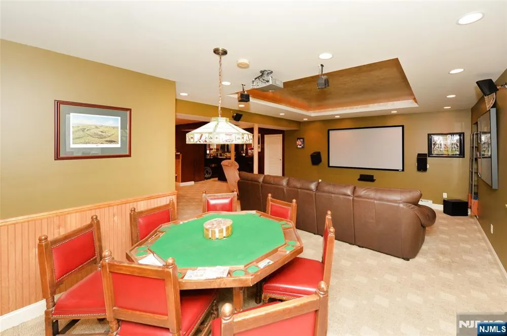 88 Dearborn Road Norwood, NJ 07648