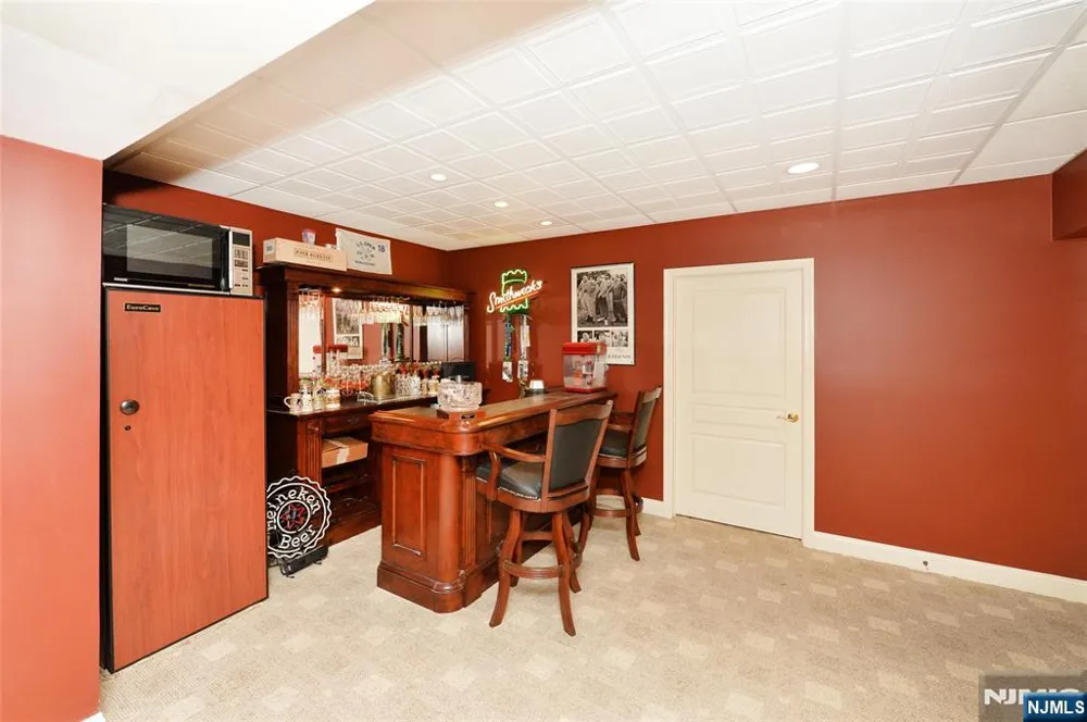 88 Dearborn Road Norwood, NJ 07648