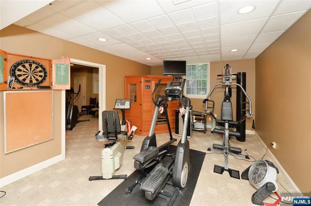 88 Dearborn Road Norwood, NJ 07648