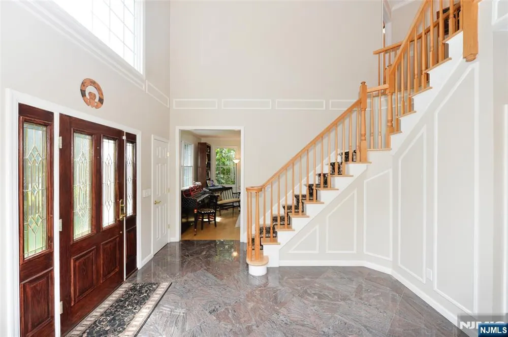 88 Dearborn Road Norwood, NJ 07648