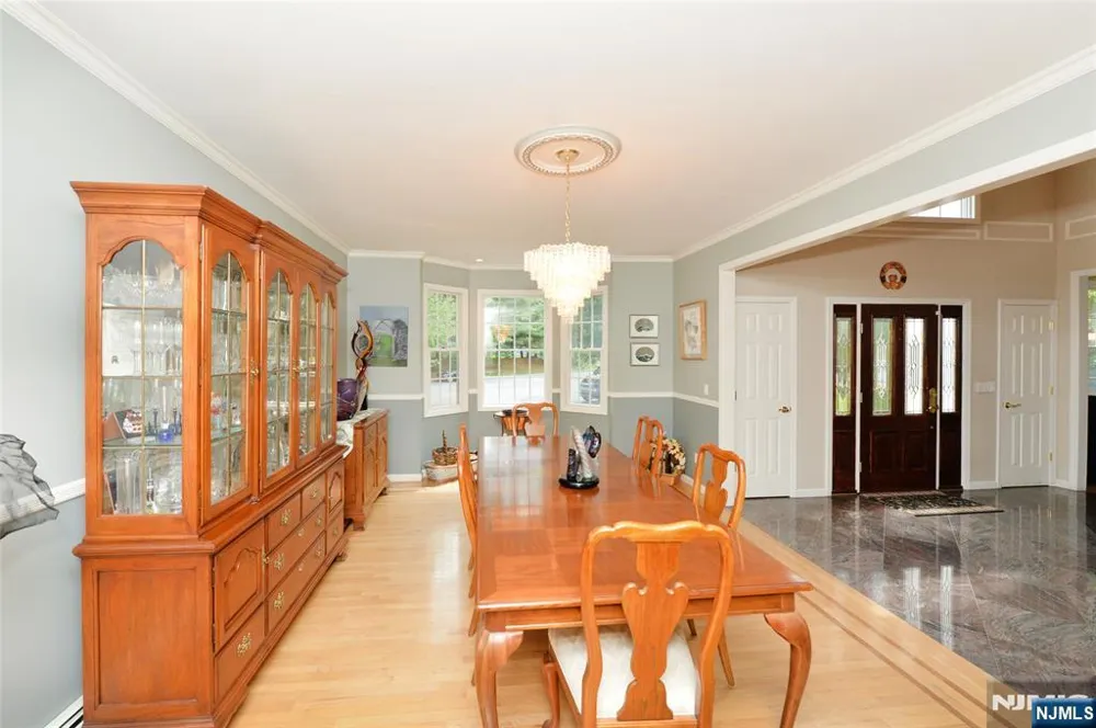 88 Dearborn Road Norwood, NJ 07648