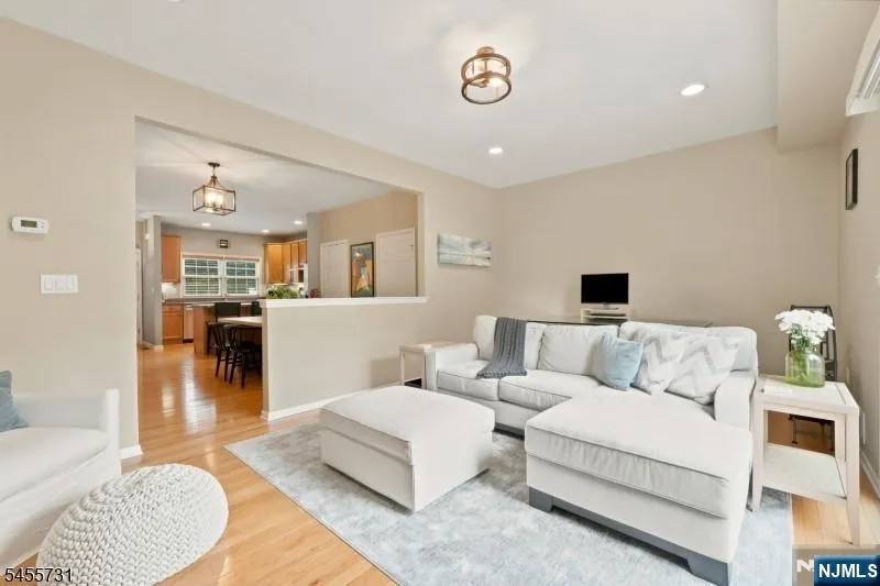 29 Riga Court Scotch Plains, NJ 07076