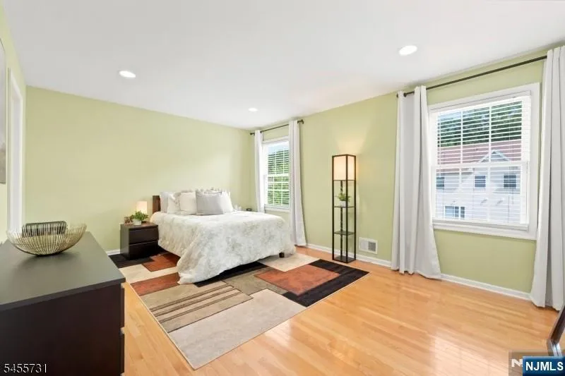 29 Riga Court Scotch Plains, NJ 07076