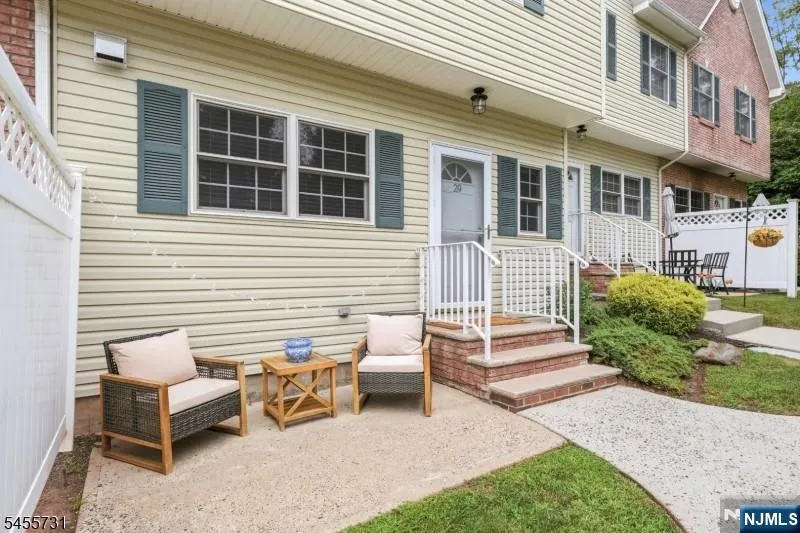 29 Riga Court Scotch Plains, NJ 07076