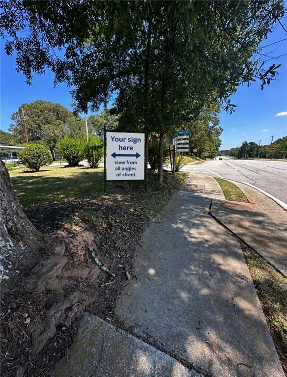 600 E Lanier Avenue W Fayetteville, GA 30214