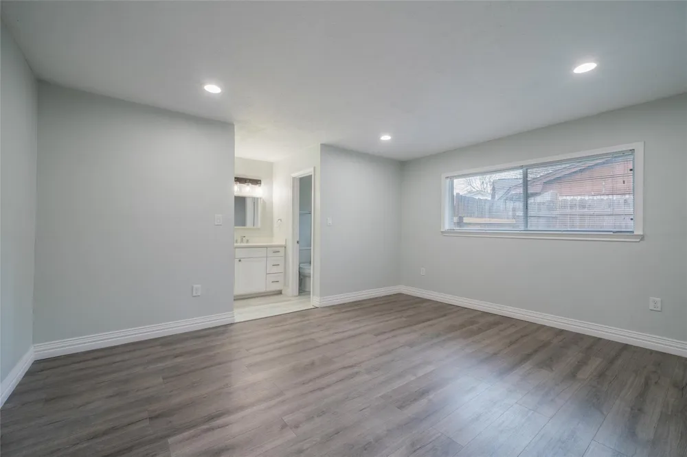 7115 Shady Moss Lane Houston, TX 77040