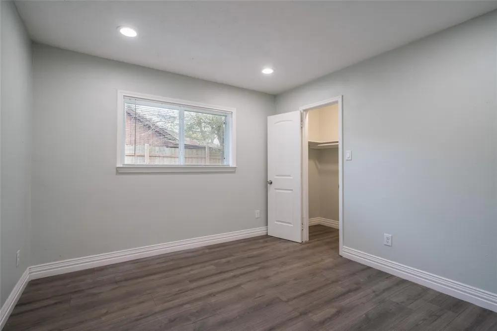 7115 Shady Moss Lane Houston, TX 77040