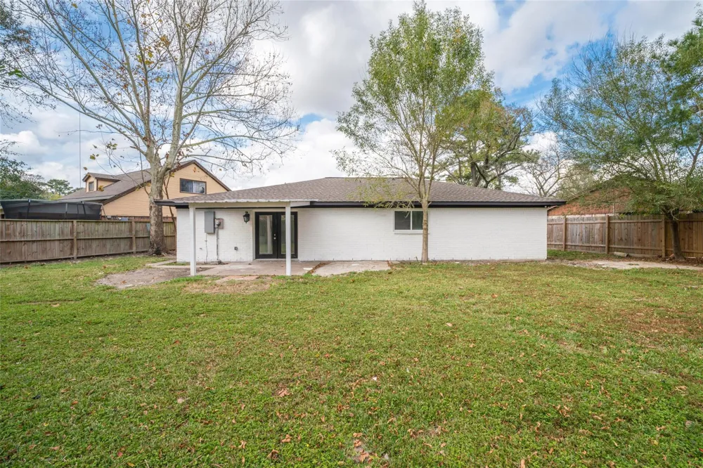 7115 Shady Moss Lane Houston, TX 77040