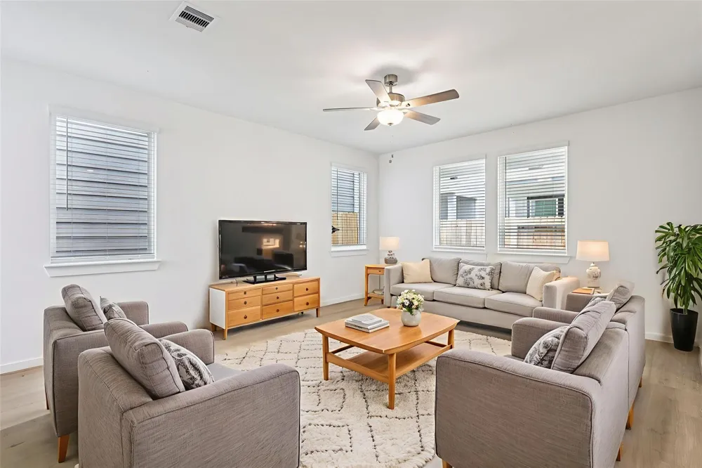 2156 Blue Heron Drive Kemah, TX 77565