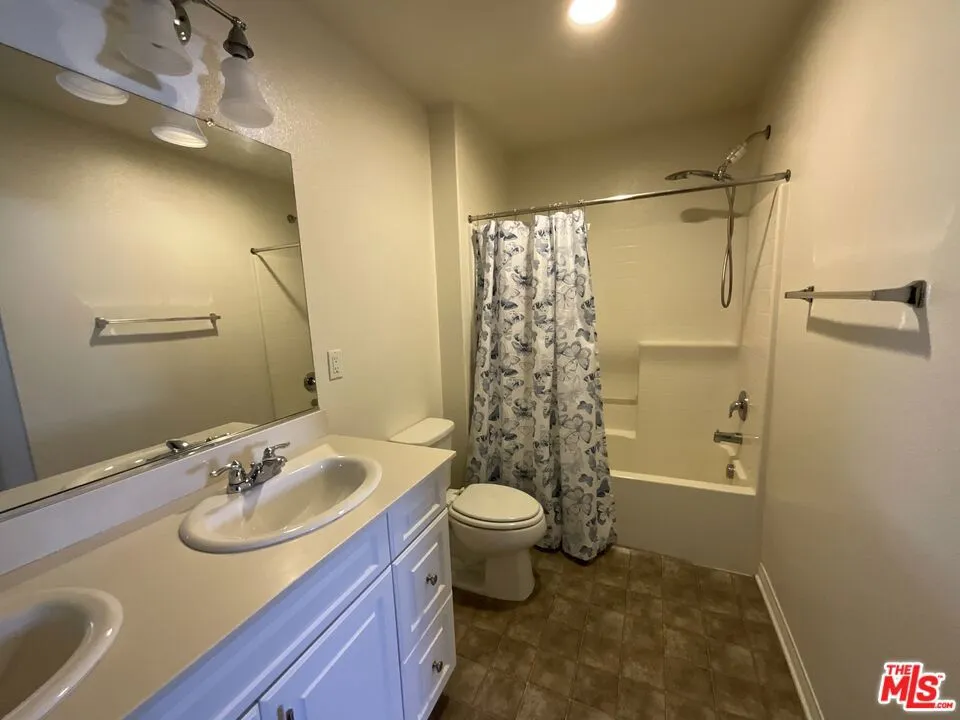 13211 Midnight Star Way Lakeside, CA 92040