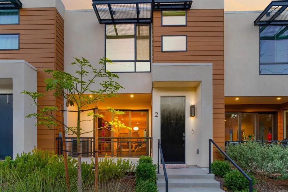 1045 32nd Street #2 San Diego, CA 92102